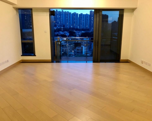 這是迎海．駿岸6座低層A室，實用面積1454方呎。