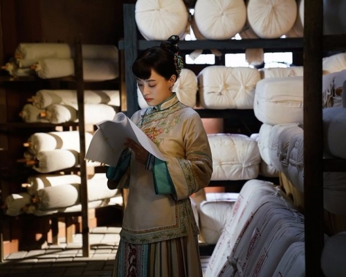 孫儷對同父異母的妹妹很好 (網上圖片)