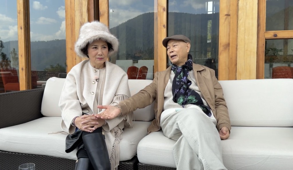 家英哥做做吓訪問突然撒嬌要阿姐畀手仔。