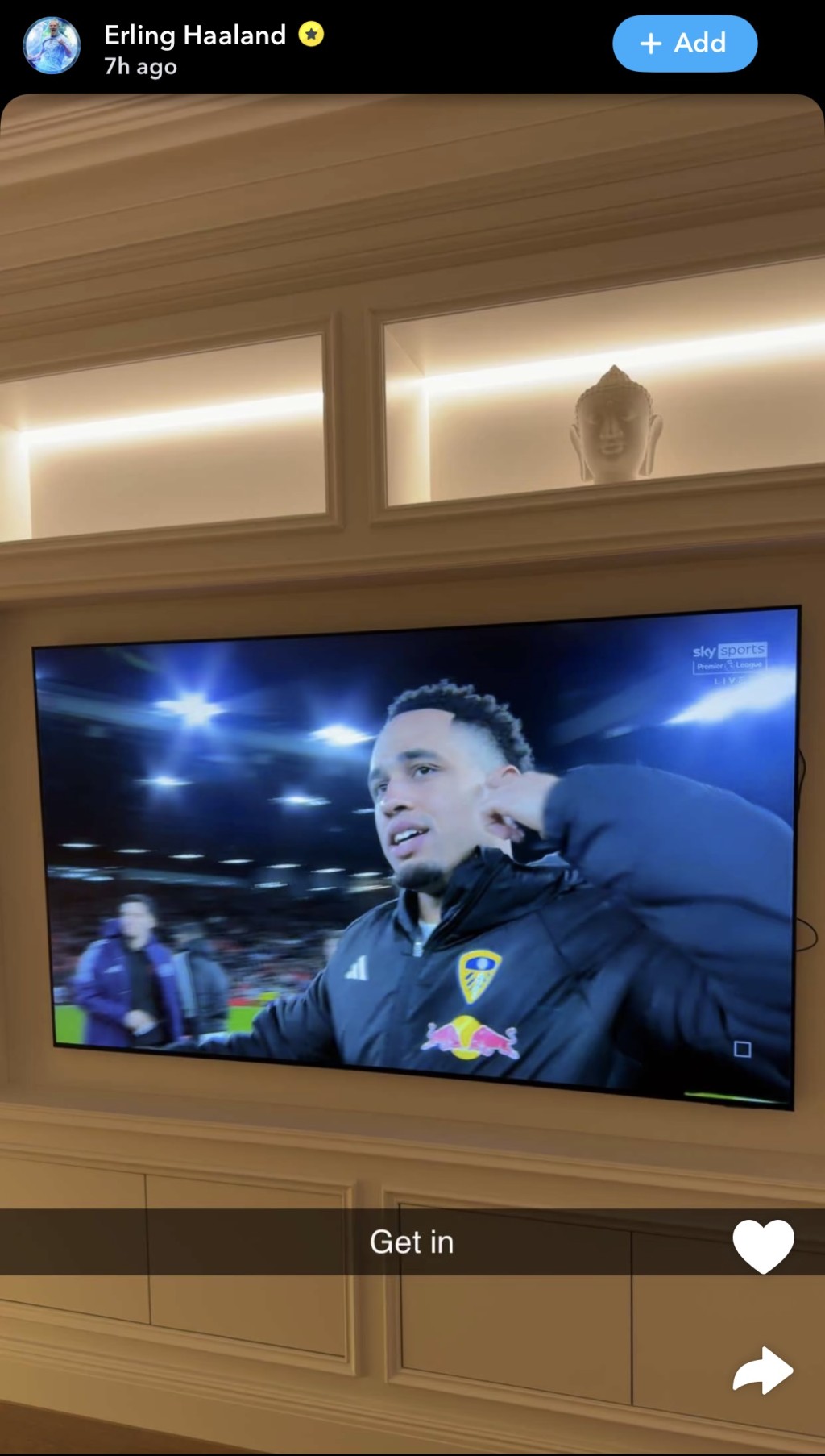 曼城前锋艾宁夏兰特表示透过电视直播见证曼联时隔45年来再次在主场败给列斯。夏兰特Snapchat限时动态