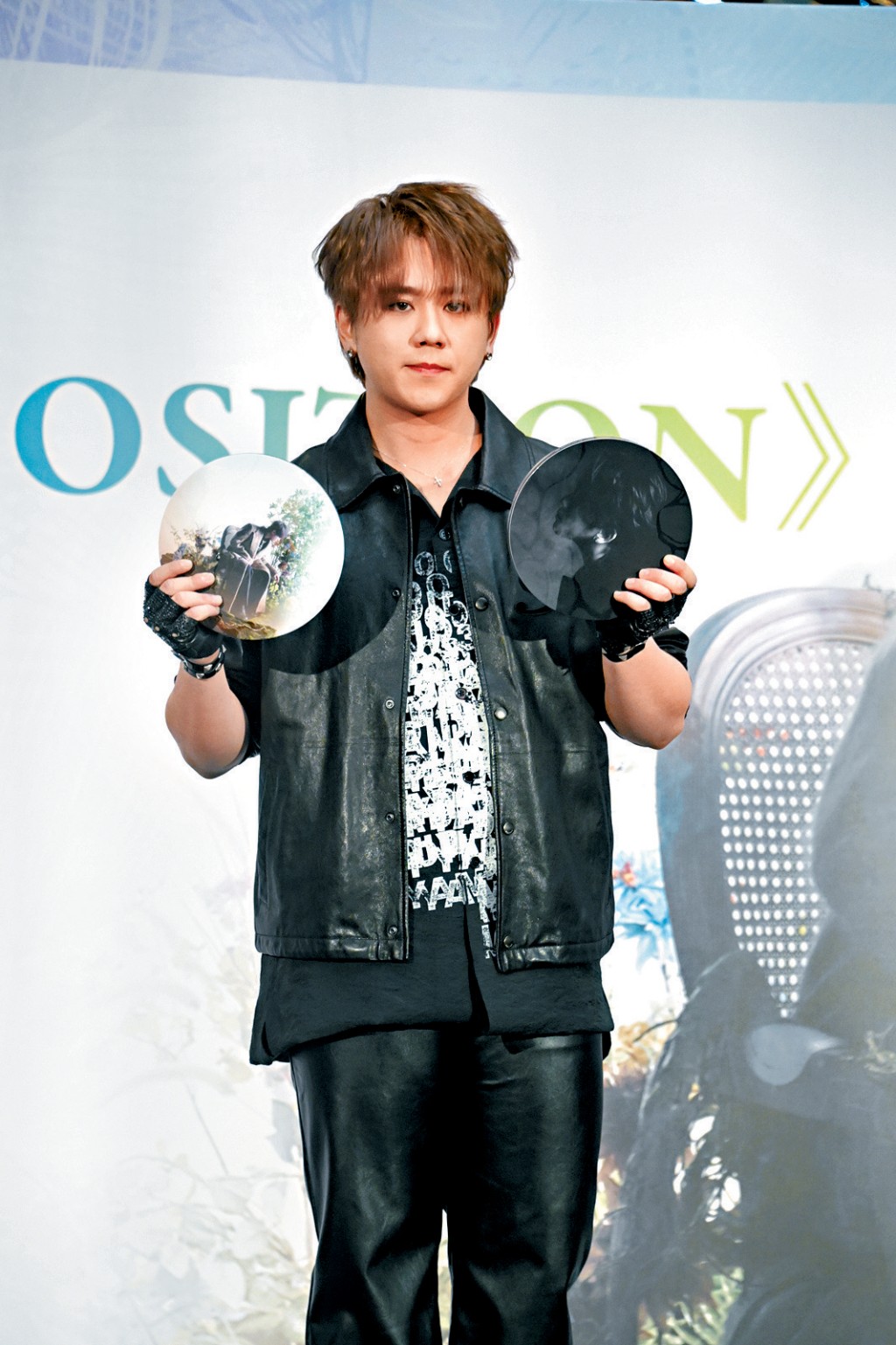 姜濤出席首張個人專輯《COMPOSITION》的簽唱會。