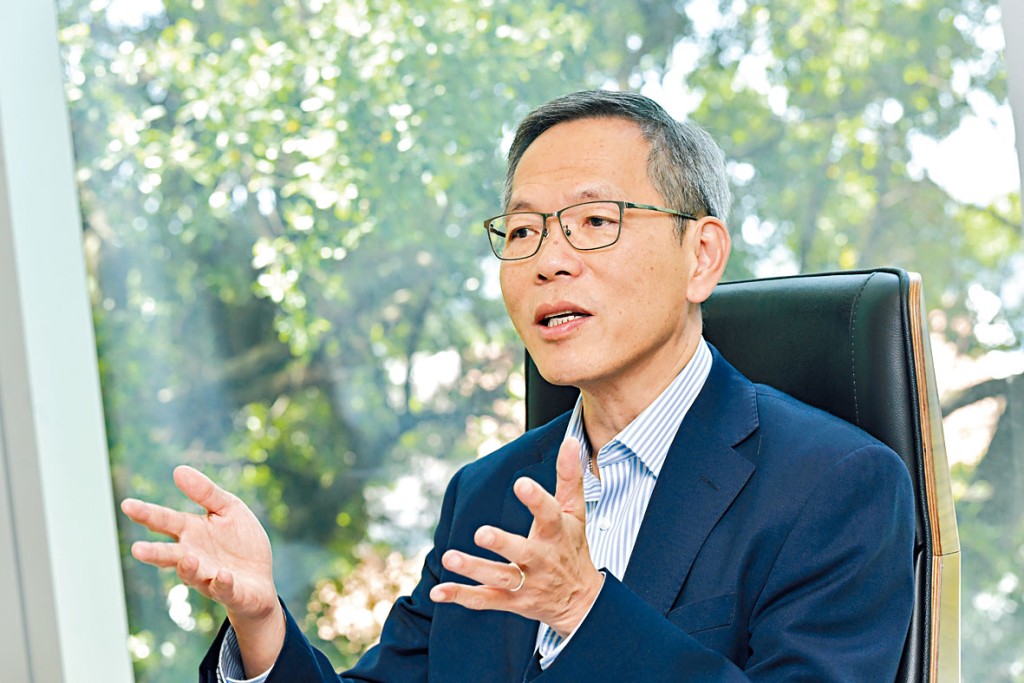 對於港大醫科取錄的聯招學生比例較中大低,劉澤星稱期望外界關注兩間醫學院培訓醫生的成果。