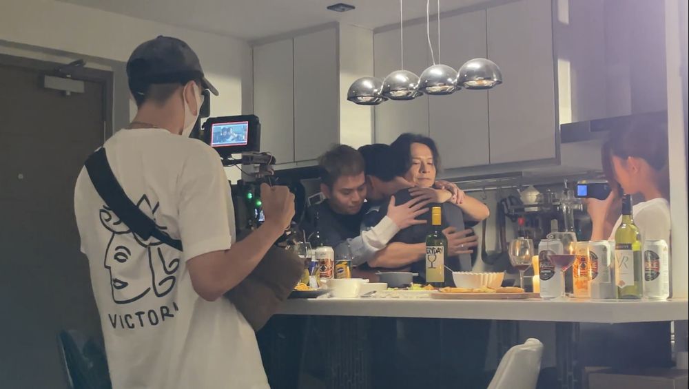 C AllStar穿插男女主角中。