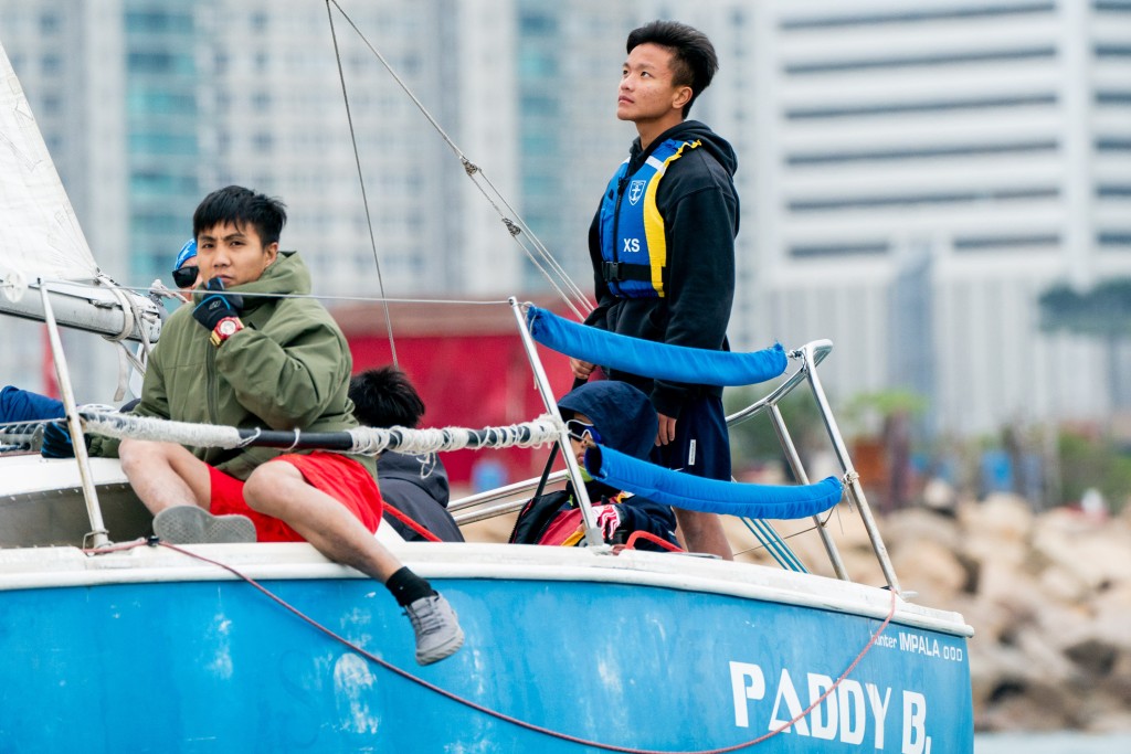 黃梓龍（左）及羅俊軒（右）表示，一直有進行帆船訓練，能代表航海學校參賽，感到非常興奮。