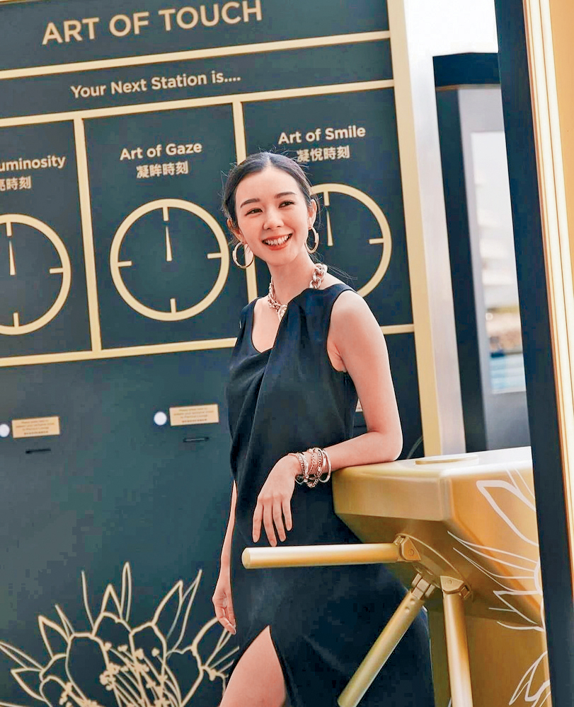 待嫁新娘麥明詩出席活動,被網民讚她靚到發光。