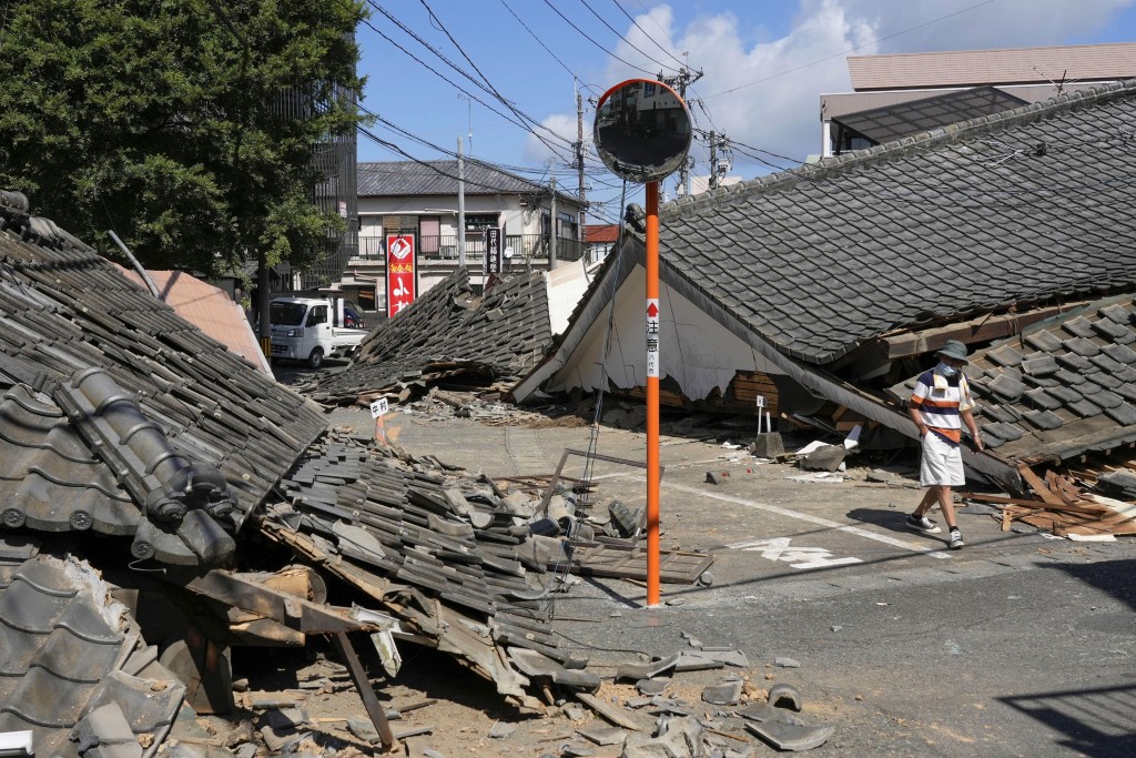 日本熊本大地震，对当地造成严重破坏。美联社