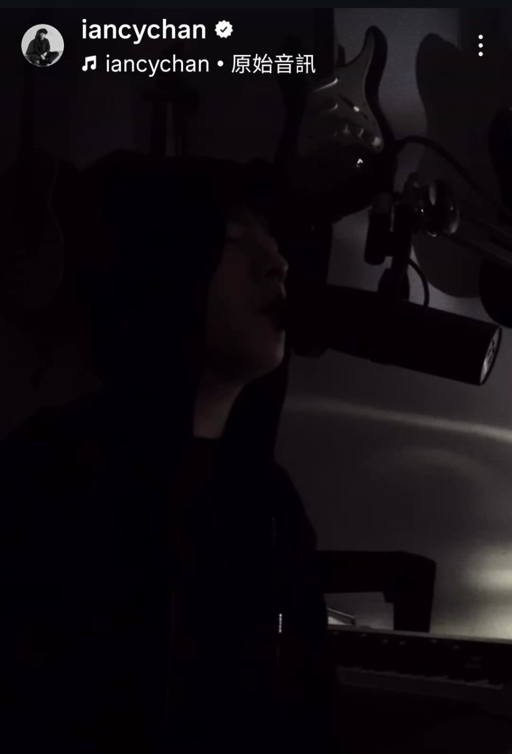 他表示寫了一首給自己力量的歌,想將力量分給大家。 他表示寫了一首給自己力量的歌,想將力量分給大家。