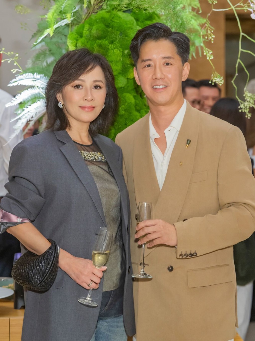 劉嘉玲與傅厚民份屬多年好友。 劉嘉玲與傅厚民份屬多年好友。