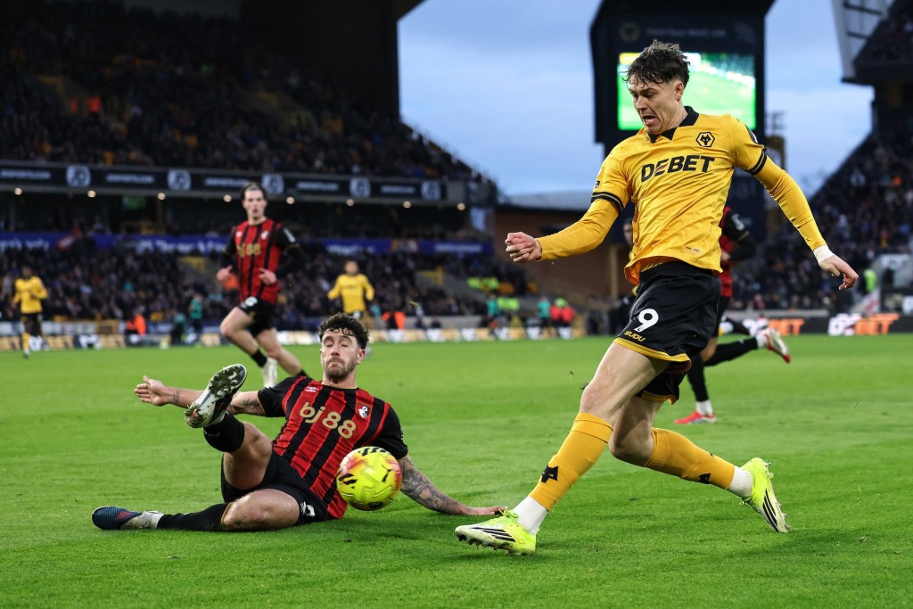 佐真拿臣由狼隊轉會水晶宮。法新社 佐真拿臣由狼隊轉會水晶宮。法新社