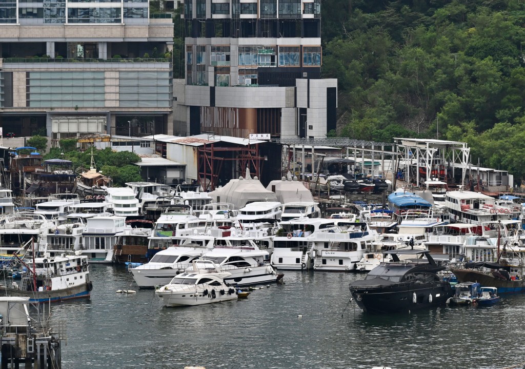 新一份《施政報告》提出發展遊艇經濟,銳意將香港打造成亞洲遊艇樞紐。 新一份《施政報告》提出發展遊艇經濟,銳意將香港打造成亞洲遊艇樞紐。