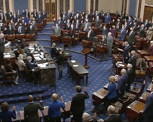 只有5名共和黨議員倒戈），意味著參議院沒有足夠的三分之二票數。AP圖片