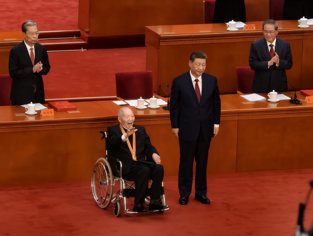 老兵王於昌上世紀五六十年代擊落美製U-2偵察機，獲授「七一勳章」。楊浚源攝