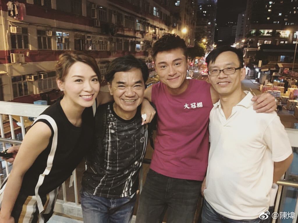 煒哥最近忙於拍新劇《果欄中的江湖大嫂》。