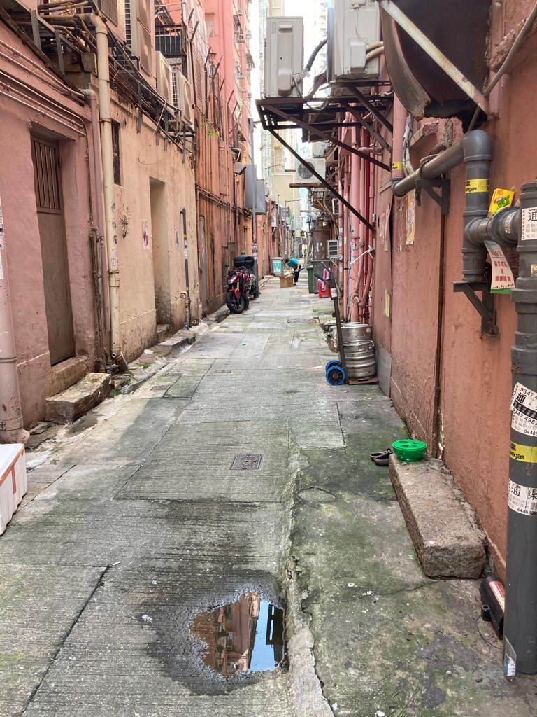 九龍城譚公道28-50號後巷改善前。