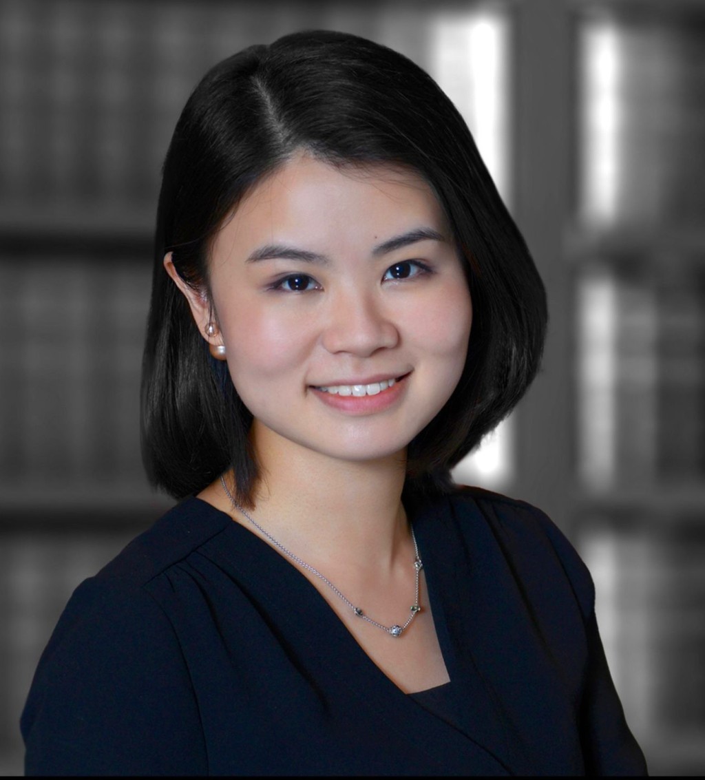 郑欣琪大律师。 郑欣琪大律师。