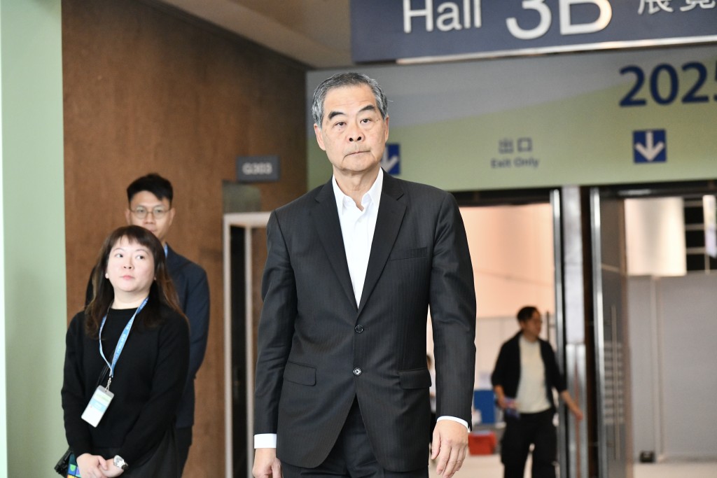 他強調，無論是短期安置、中期規劃還是長期重建，都需要立法會與特區政府合作，共同推進解決問題。