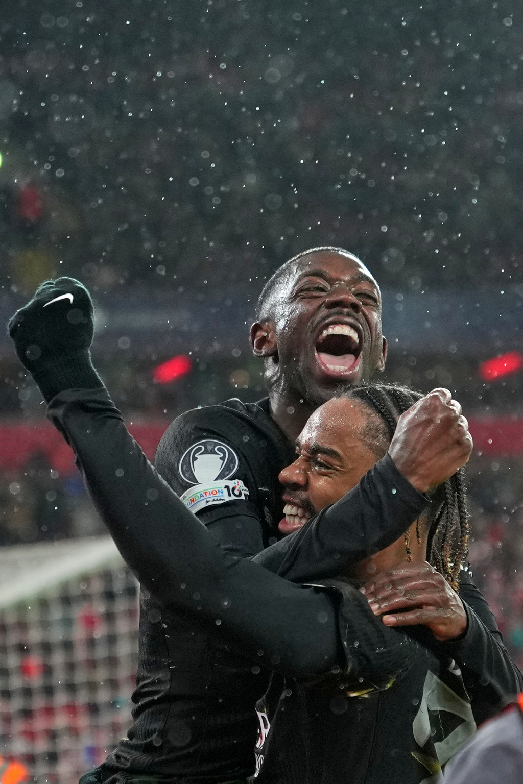 丹比利梅開二度。美聯社