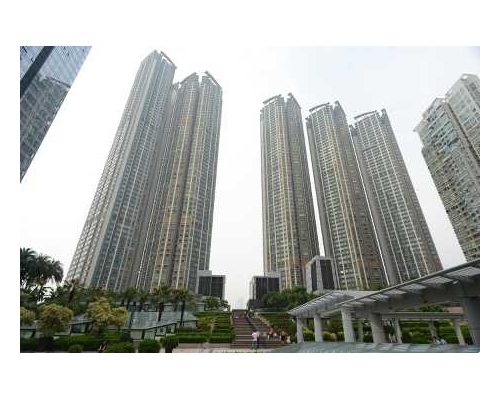 擎天半島四房戶 72000元連車位租出