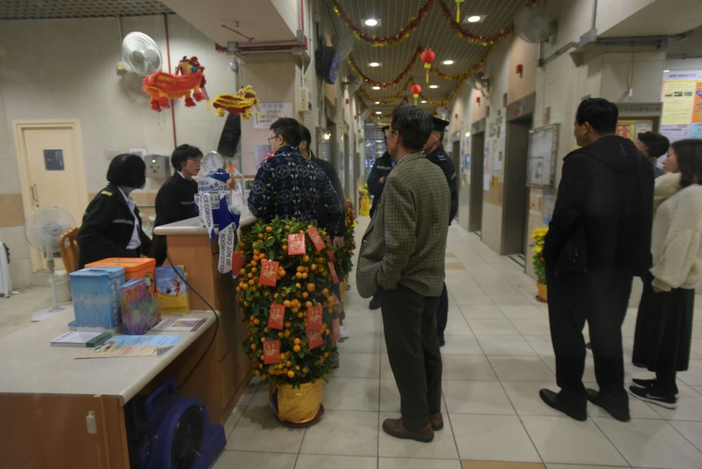 黃文威攝