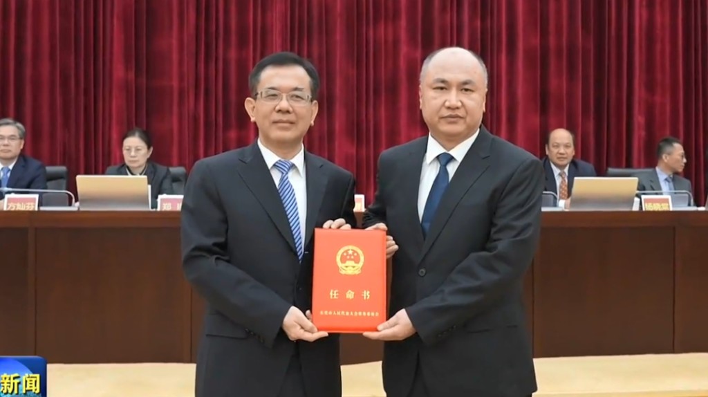 盧建軍獲任命為東莞副市長。微博