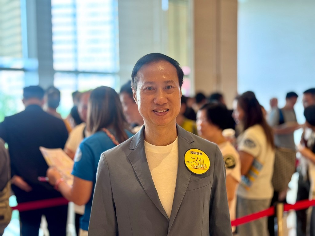 美联高级董事布少明。 美联高级董事布少明。