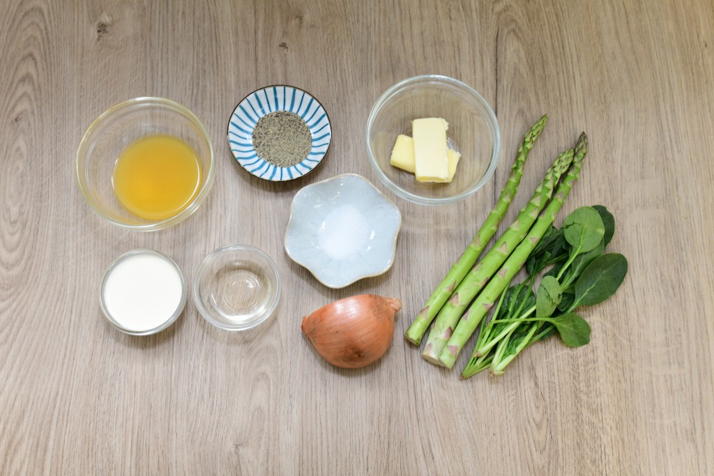 材料簡單,只有蔬菜。 材料簡單,只有蔬菜。