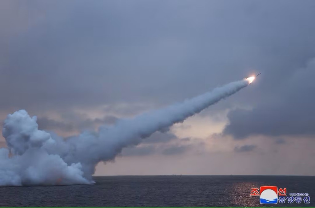 北韓早前發射多枚巡航導彈。路透社