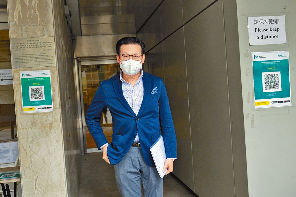 寶聲集團董事長陳耀璋及前進時任董事長關秩安。