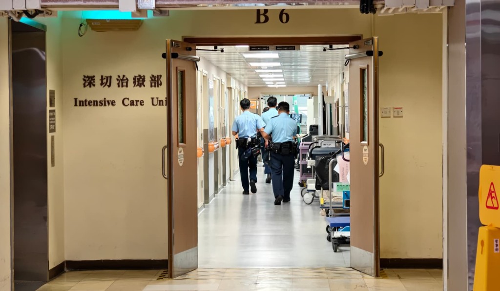 25歲男傷者現時留醫深切治療部。黃文威攝 25歲男傷者現時留醫深切治療部。黃文威攝