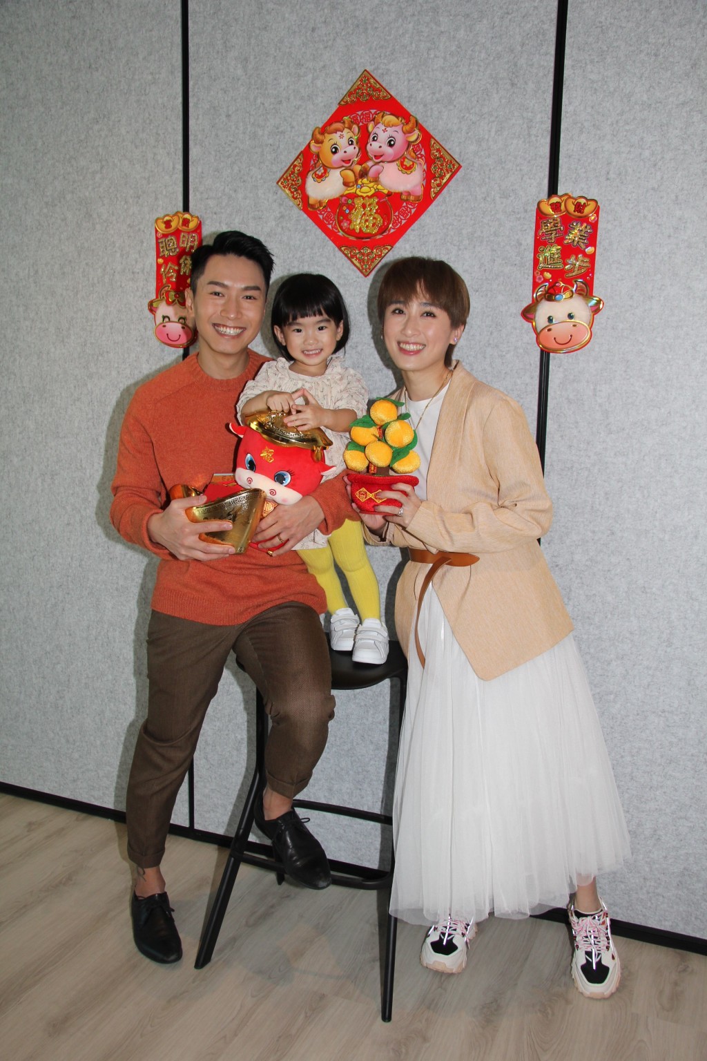 Jason和Leanne見Abigail太得意,都想牛年追多個BB。