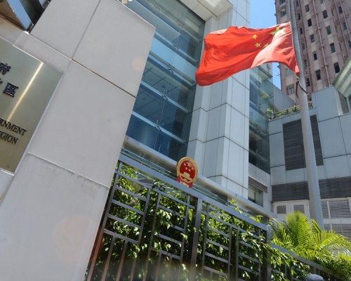 有港區全國人大代表表示收到中聯辦的通知往深圳開會。
