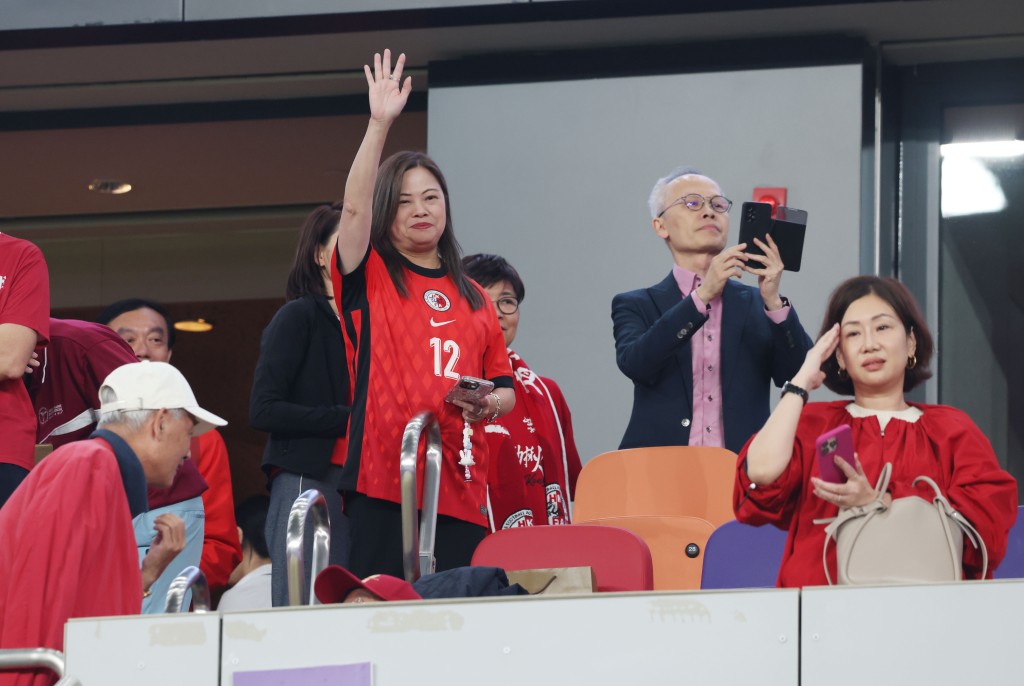 羅淑佩賽後表示，與韋斯活部署存在差異，「必須認真研究反思」。資料圖片