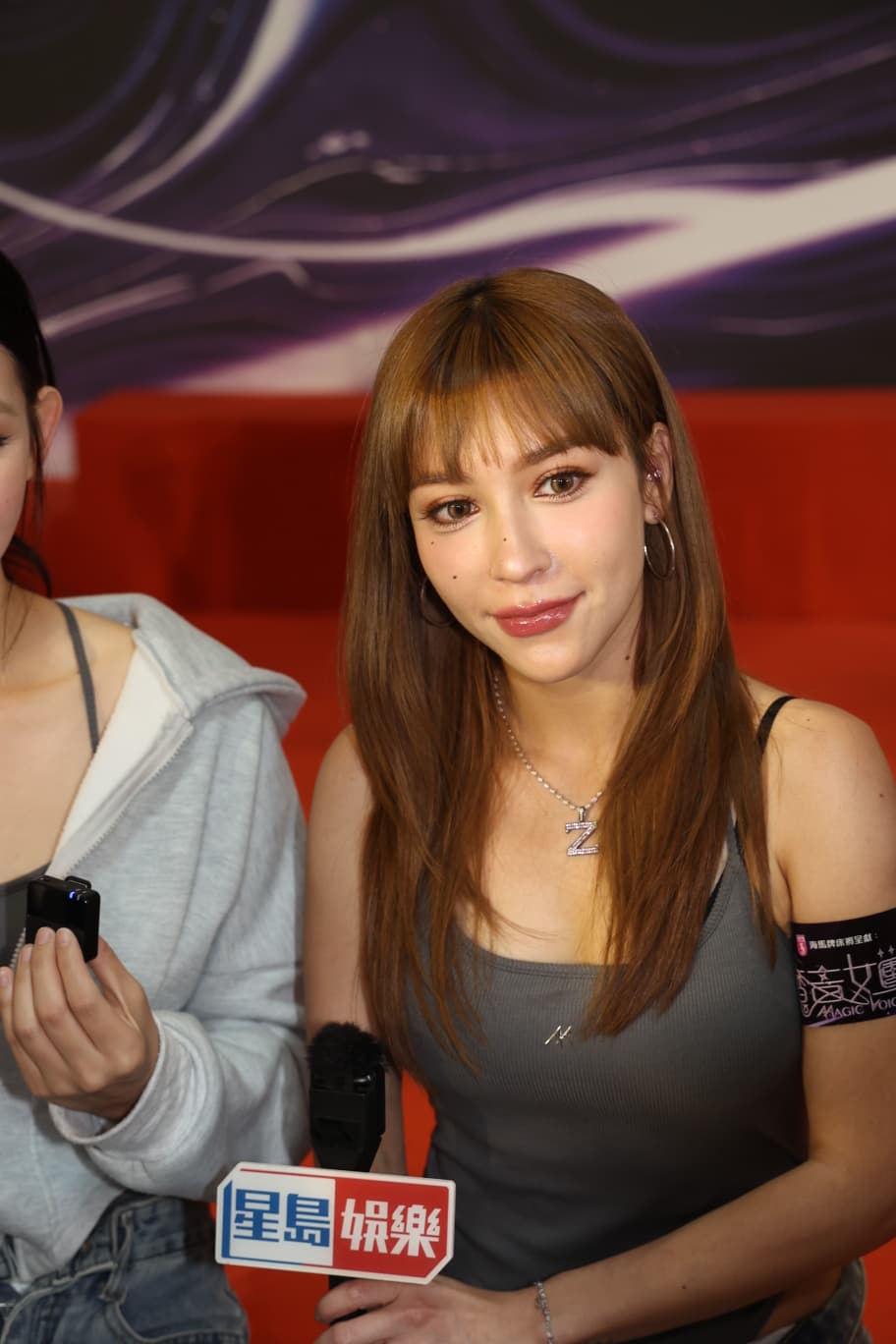 穎喬曾經參加歌唱節目《聲秀》。