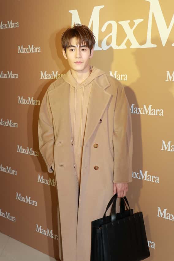 Jeffrey與韓國女星惠利同場,現身尖沙咀出席時尚活動。 Jeffrey與韓國女星惠利同場,現身尖沙咀出席時尚活動。