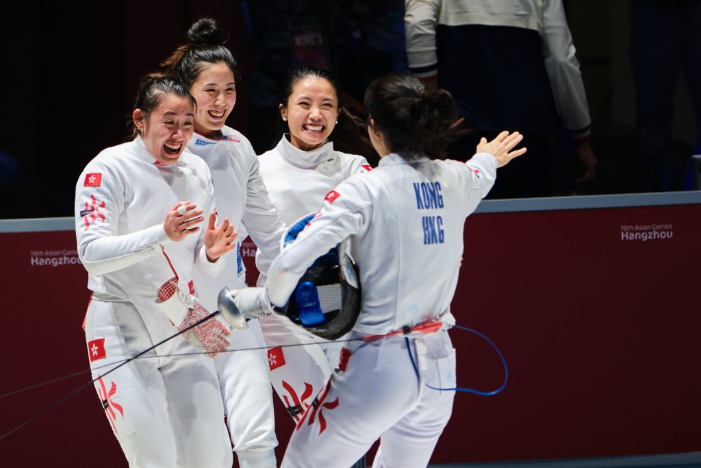 港女子重剑队大胜日本首入决赛。港协暨奥委会提供