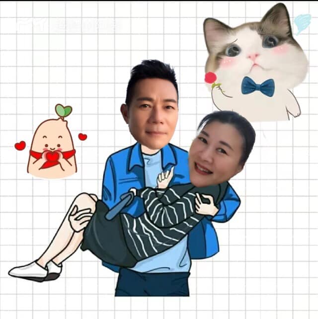 張兆輝在社交網站上載與老婆的合照和一張卡通合成照。張兆輝fb