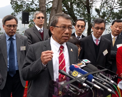 段崇智指,目前正與深圳市人民政府磋商。