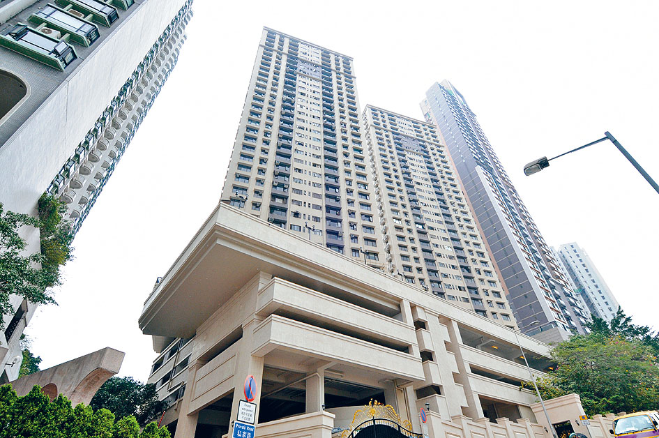 乐翠台中层户以3000万易手。