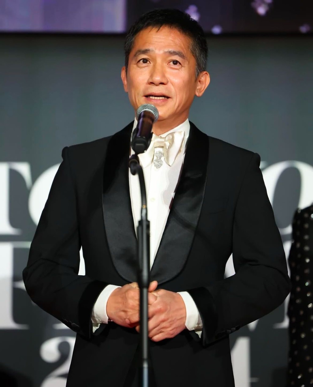 2012年第一輯《最佳男主角》，黎芷珊擔任主持，訪問了梁朝偉。