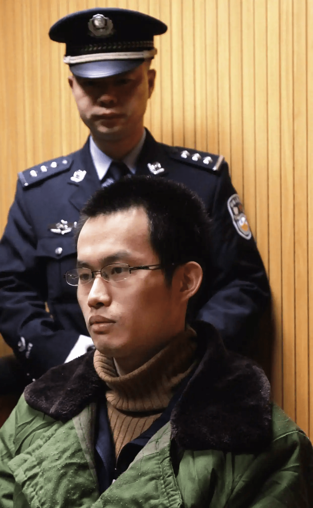 復旦高材生林森浩落毒殺人,2015年12月11日,被依法執行死刑,終年29歲。 復旦高材生林森浩落毒殺人,2015年12月11日,被依法執行死刑,終年29歲。