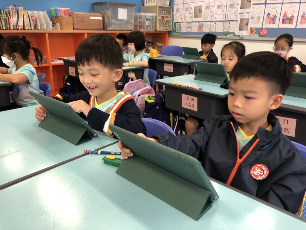  何小推动自主学习，设自学平台及跨学科阅读，提升学习效能。（图片来源：受访者提供）