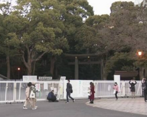 明治神宮除夕取消跨年通宵參拜提早傍晚就關門。NHK
