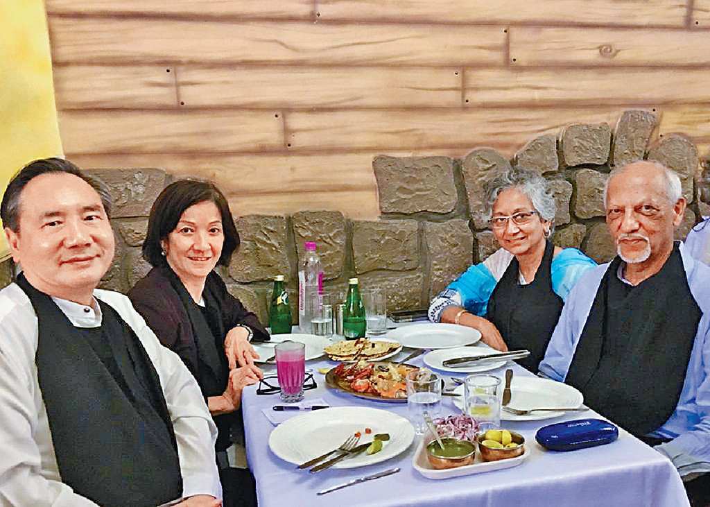 ■跟舊同事鮑文夫婦在孟買「Trishna」餐廳晚飯