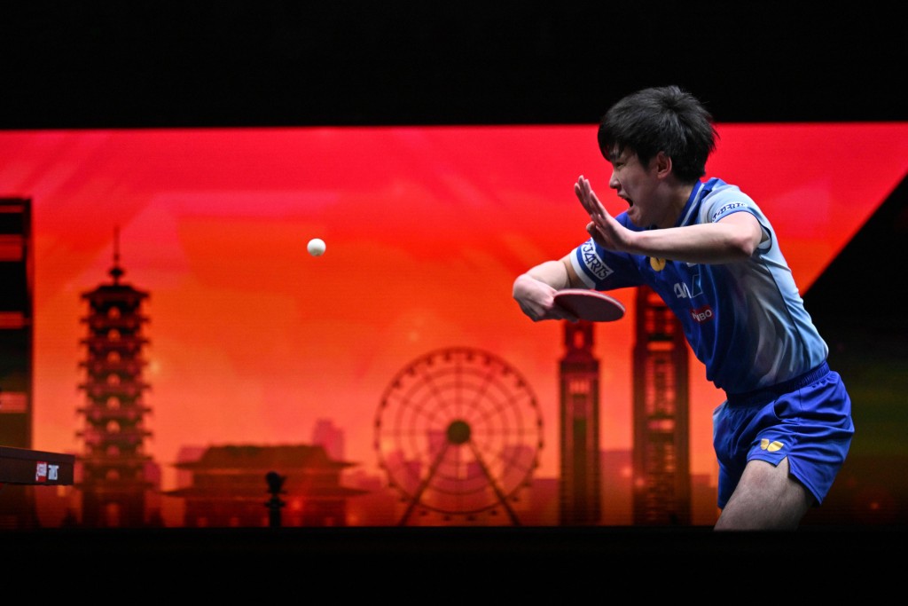 张本智和(图)跟林诗栋激战66分钟,终以4:3险胜入决赛。苏正谦摄 张本智和(图)跟林诗栋激战66分钟,终以4:3险胜入决赛。苏正谦摄