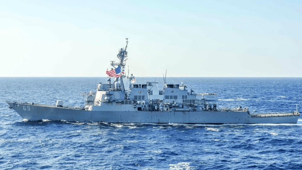 美國海軍驅逐艦「米利厄斯」號在位於南海的南沙群島附近執行自由巡航任務。網圖