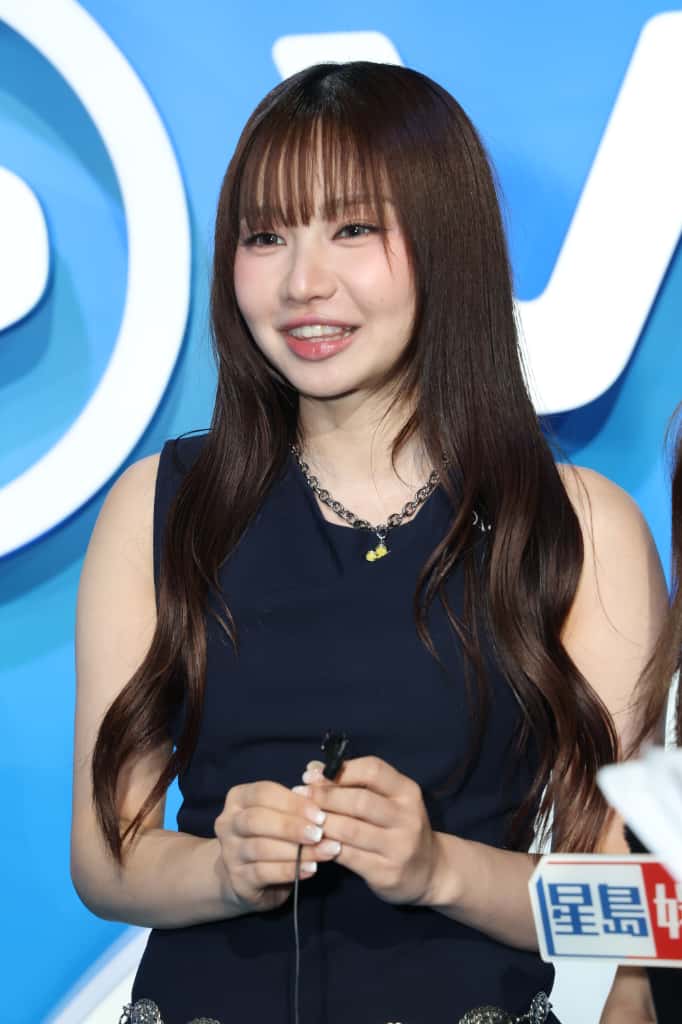 Day新劇做唐詩詠女兒。 Day新劇做唐詩詠女兒。