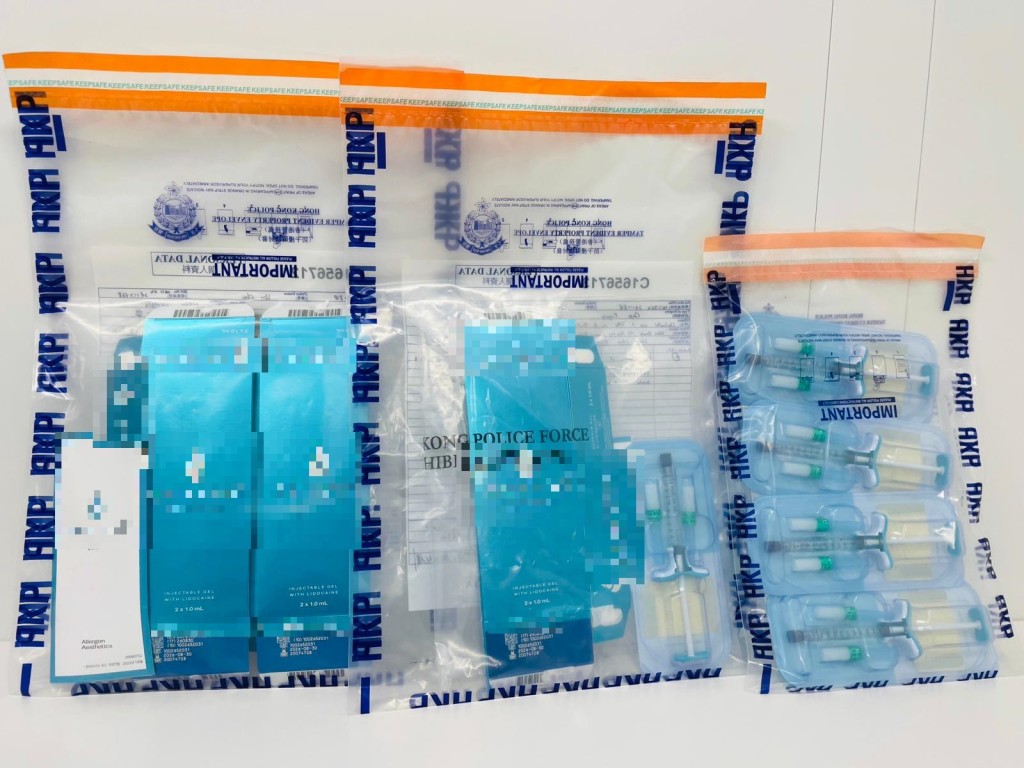 警方檢獲用作注射美容針的工具及其他懷疑含有第一部毒藥的美容產品。 警方檢獲用作注射美容針的工具及其他懷疑含有第一部毒藥的美容產品。