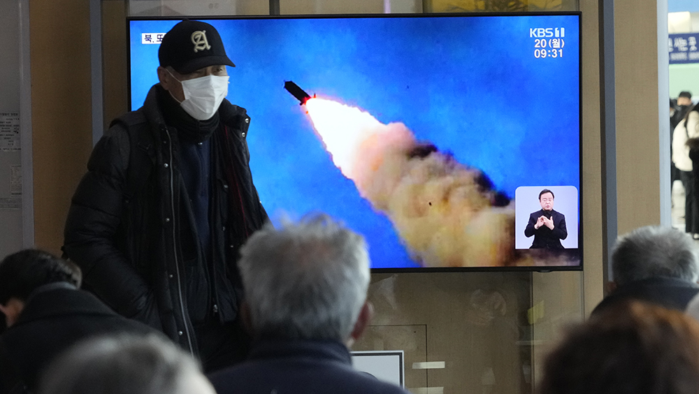 北韩于18日试射一枚「火星-15」型洲际弹道导弹。AP