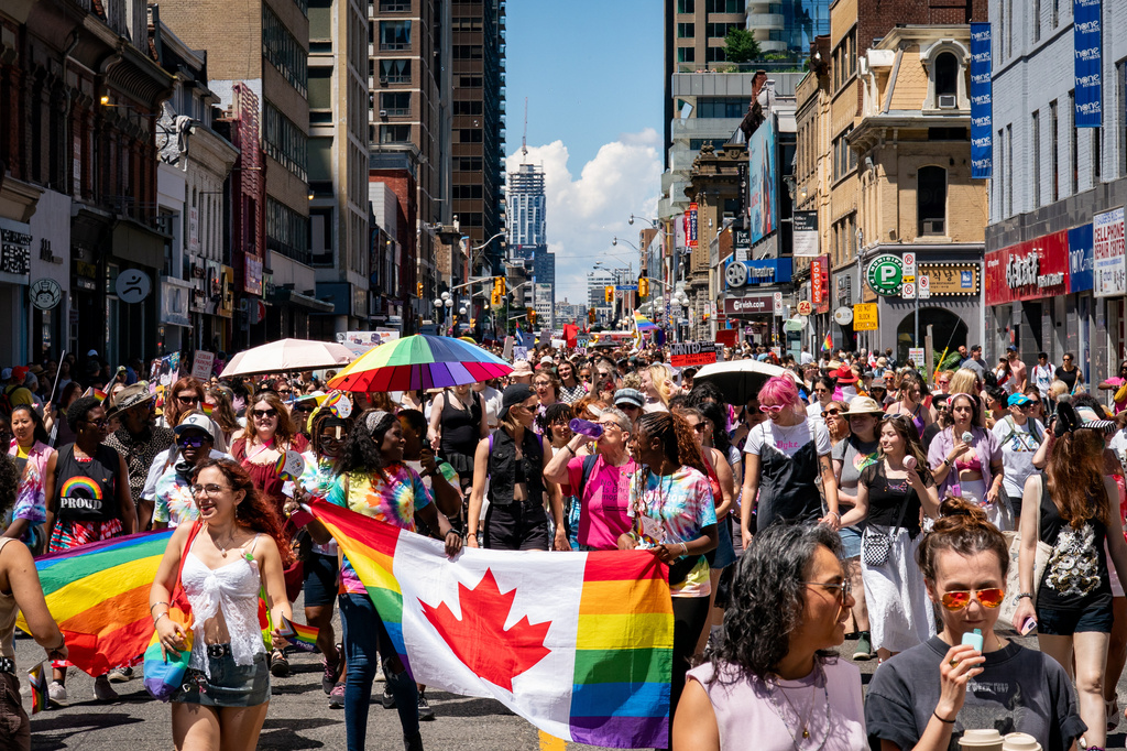加拿大是全球对 LGBTQ+ 群体最友善、权益保障最完善的国家之一。美联社