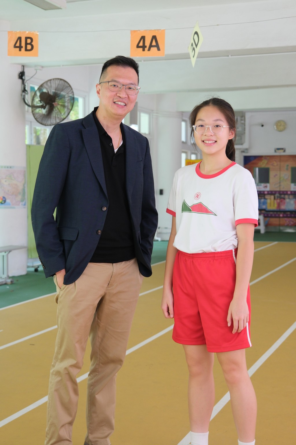 马校长大赞佩渝展现出极高的坚毅与自律，认为她的成长经历正是学校推动全人教育的最佳印证。（图片来源：《Ohpama》）